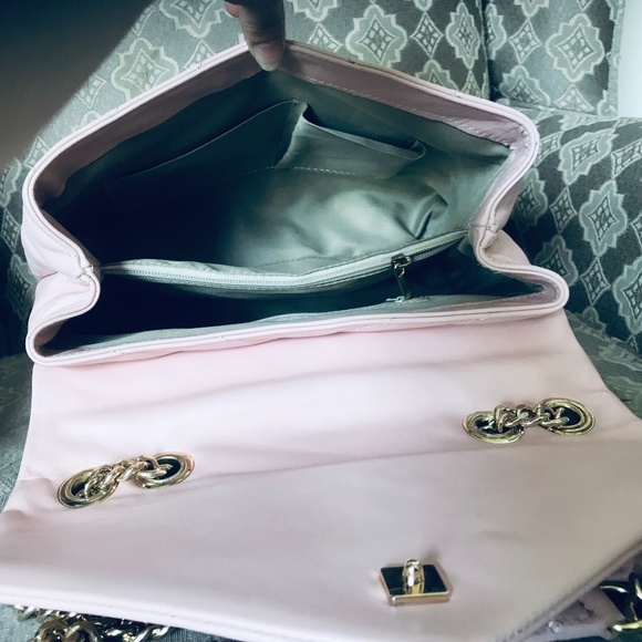 Ron White Ellesmere Quilted Shoulder Bag - Picture 10 of 12